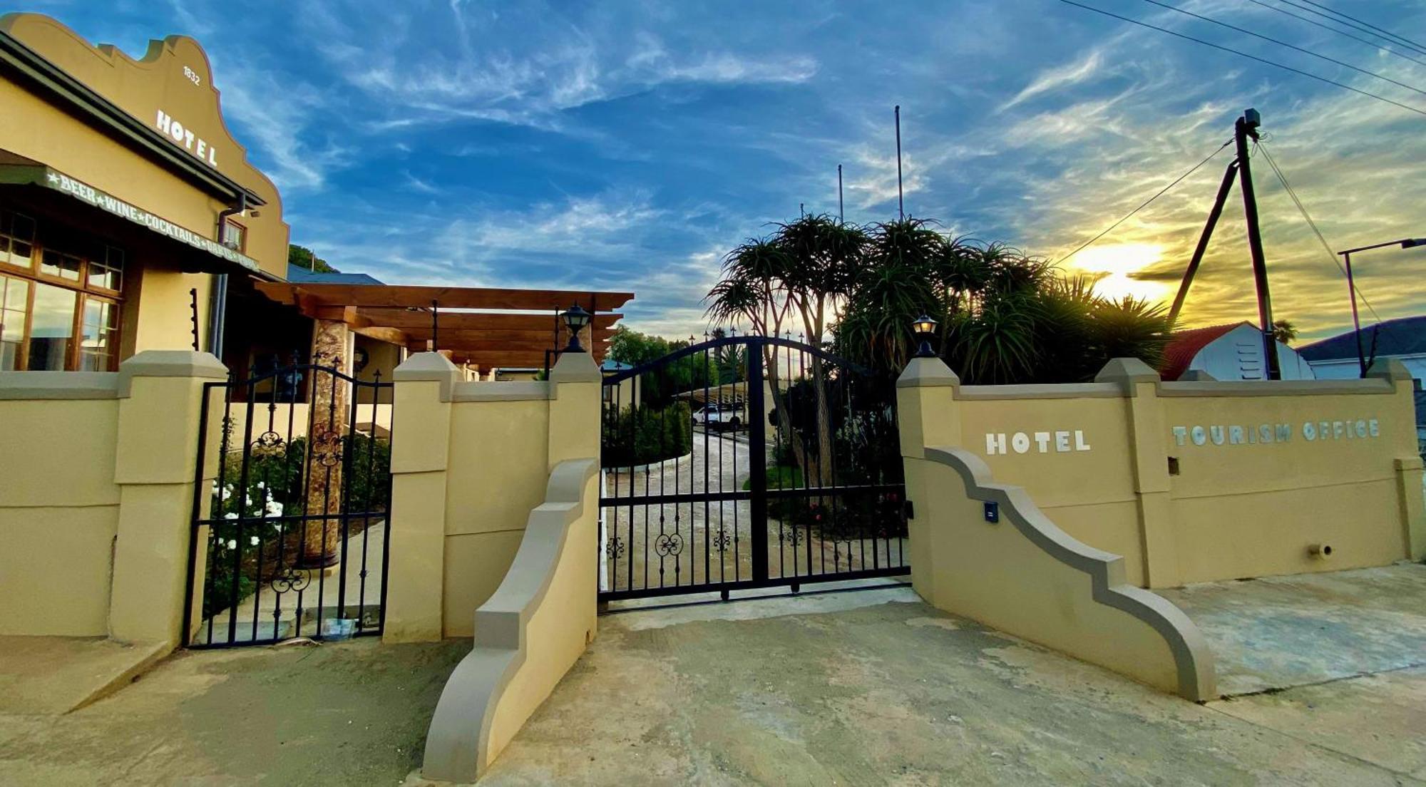 Schulteheim Hotel Uniondale  Dış mekan fotoğraf
